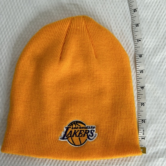 Los Ángeles Lakers Beanie - Picture 6 of 9
